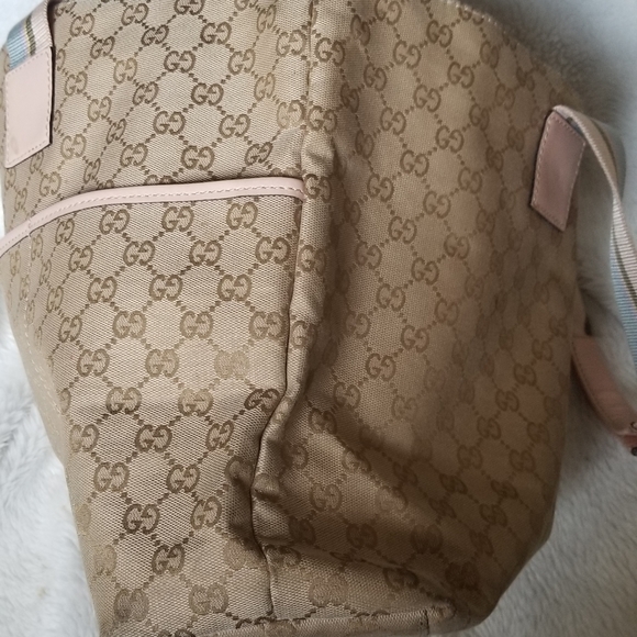 Gucci Bag - Picture 9 of 13